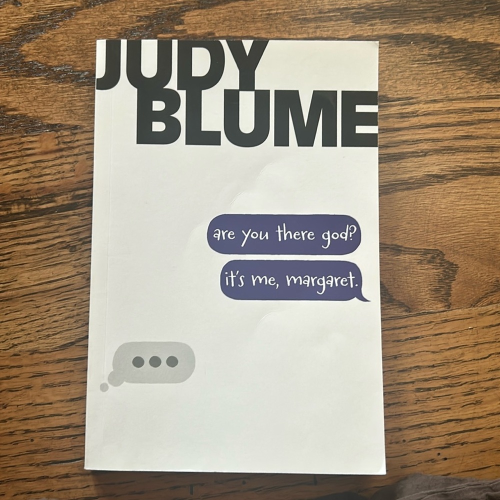 Judy Bloom, are you there God it’s me Margaret paperback book